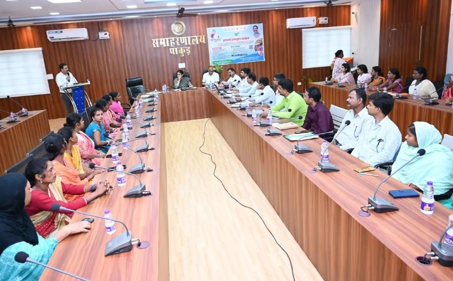JSLPS and IIM Calcutta Joined Hands to Help Pakur Women to Grow Businesses