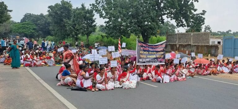 Villagers Blocked NH-22 in Chandwa Latehar Over Coal Block Dispute, Alleged Gram Sabha Violation