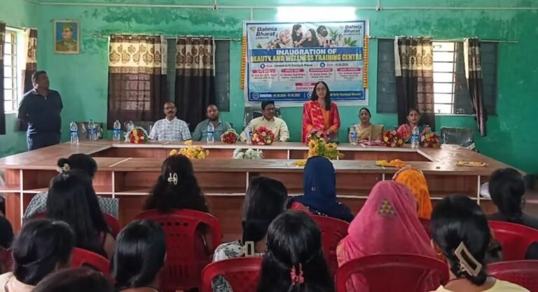 Dalmia Bharat Foundation Starts Three Months Beautician Training Course in Bokaro Jharkhand